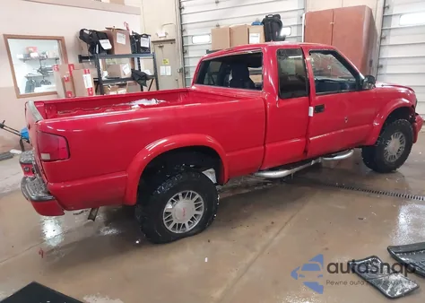 2000 GMC Sonoma Sls z USA, uszkodzony, nr VIN 1GTCT19W3Y8300548